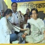 दिल्ली में अनशन पर बैठी आतिशी की बिगड़ी तबीयत, डॉक्टर ने एडमिट होने की सलाह दी