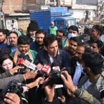 उत्तर पश्चिम दिल्ली के मुबारकपुर डबास में हालात बदतर, शर्मा एन्क्लेव बना जलभराव और गंदगी का केंद्र