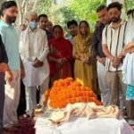 13 साल की लंबी जंग का अंत: नम आंखों के बीच हरीश राणा को दी गई अंतिम विदाई