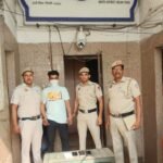 36 घंटे की घेराबंदी के बाद शातिर झपटमार गिरफ्तार