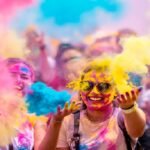 HOLI 2026: रंगों के साथ करें ये धार्मिक उपाय, घर आएंगी खुशियां