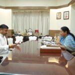 नजफगढ़ की समस्याओं को लेकर पार्षद की मुख्यमंत्री से मुलाकात             