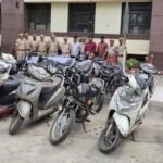 रोहिणी में पुलिस की बड़ी कार्रवाई, दो शातिर चोर गिरफ्तार, 18 चोरी के वाहन बरामद