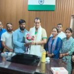 अवैध नशा मुक्ति केंद्र बंद होने पर विधायक को धन्यवाद
